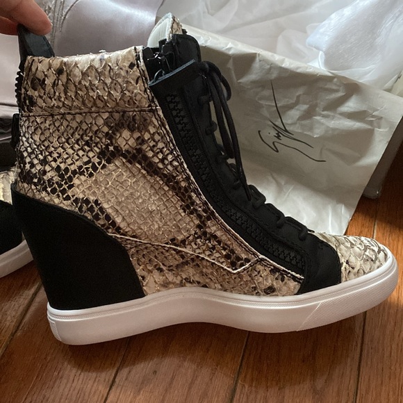 Giuseppe Zanotti Snake Skin Sneaker Wedges EUC - Picture 8 of 15